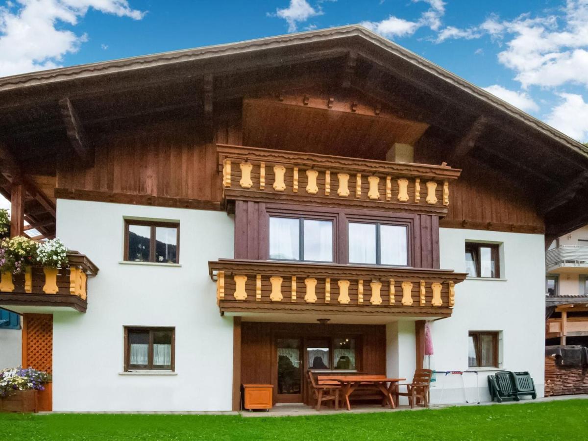 Apartment On The Mountainside In Зилбертал Екстериор снимка
