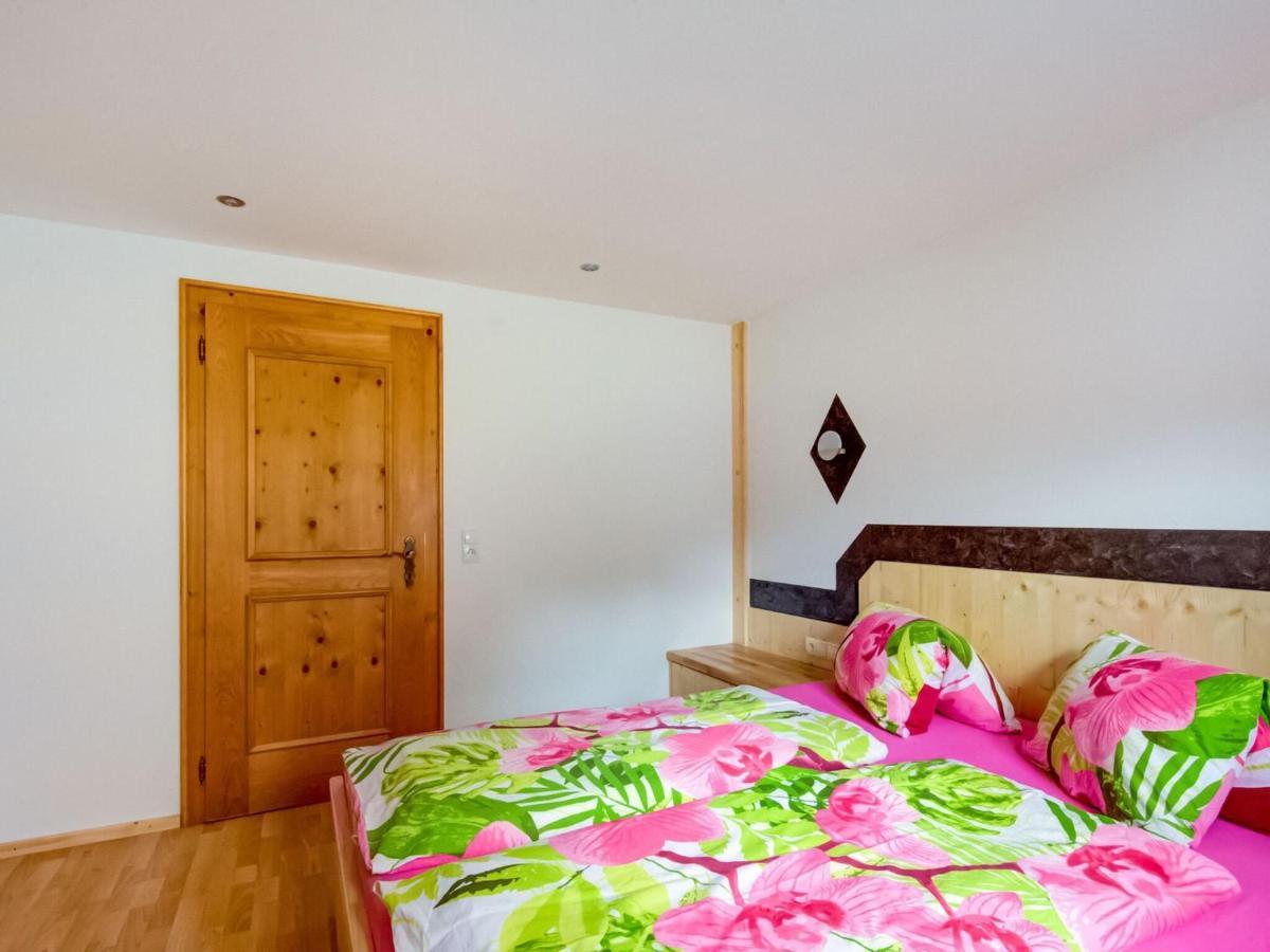 Apartment On The Mountainside In Зилбертал Екстериор снимка