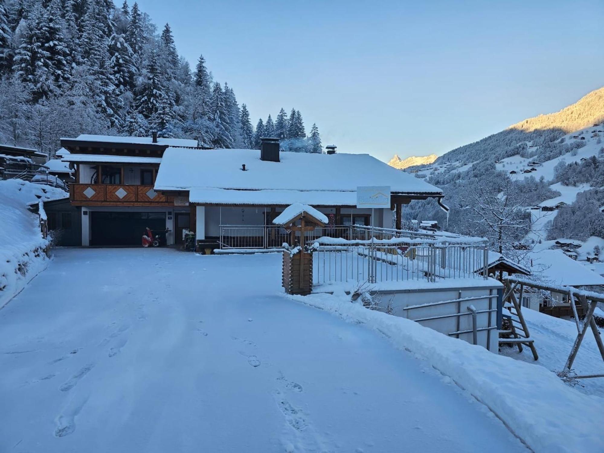 Apartment On The Mountainside In Зилбертал Екстериор снимка